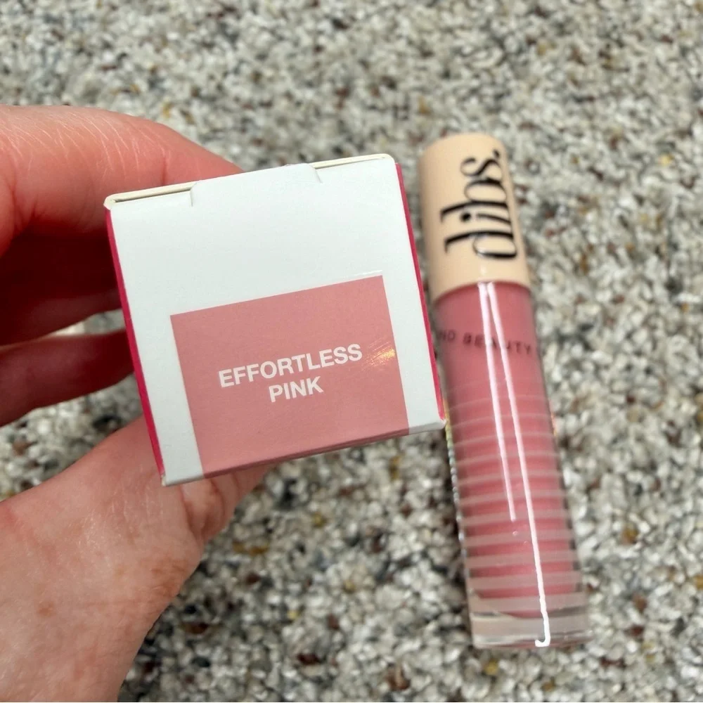 DIBS Go To Glossy Balm Lip Gloss Effortless Pink NWT NIB
